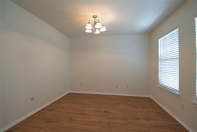 115 Remington Dr, House other with 4 bedrooms, 3 bathrooms and 4 parking in Kyle TX | Image 5