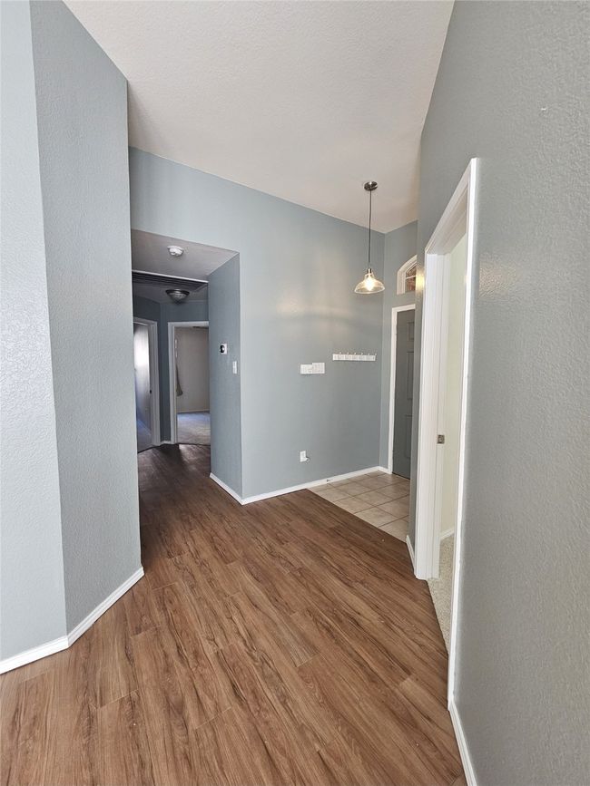 Hallway from entry | Image 28