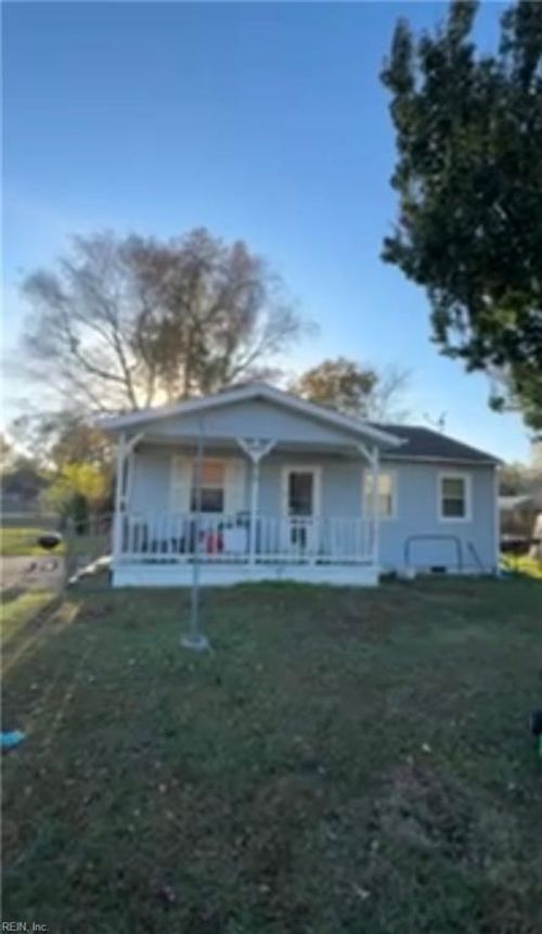 8223 Mccloy Rd, Norfolk, VA, 23505-1603 | Card Image