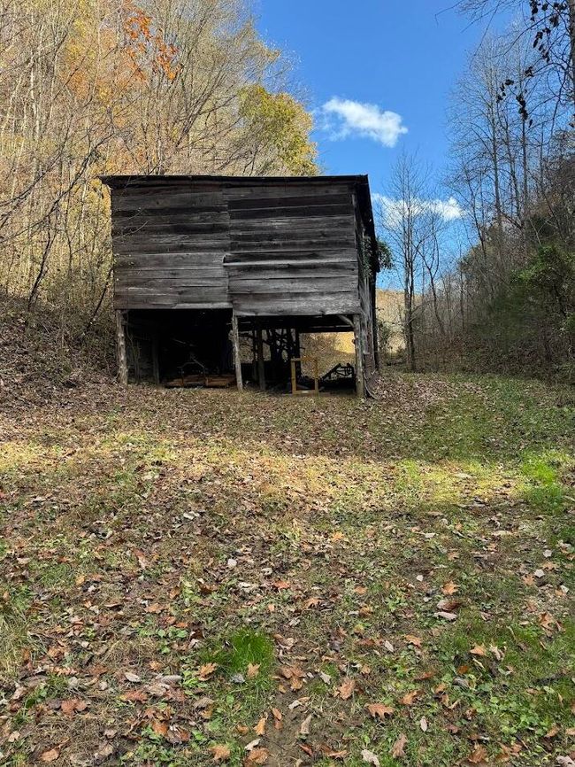 286 Willie Rd, House other with 2 bedrooms, 1 bathrooms and null parking in Thorn Hill TN | Image 8