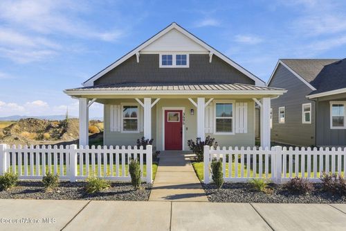 3696 N Heton St, Post Falls, ID, 83854-3831 | Card Image