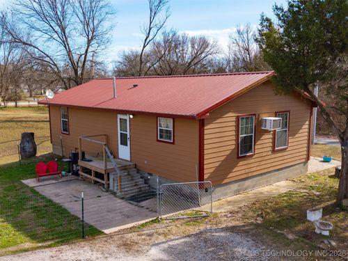 104 S Denver, Allen, OK, 74825-9439 | Card Image