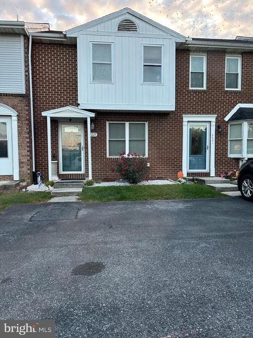 2229 Aspen Dr, MECHANICSBURG, PA, 17055-5584 | Card Image