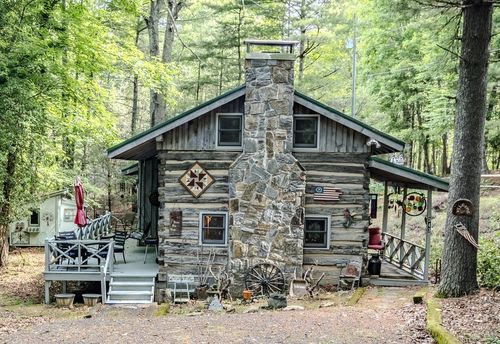 343 Turkey Run, West Jefferson, NC, 28694-8273 | Card Image
