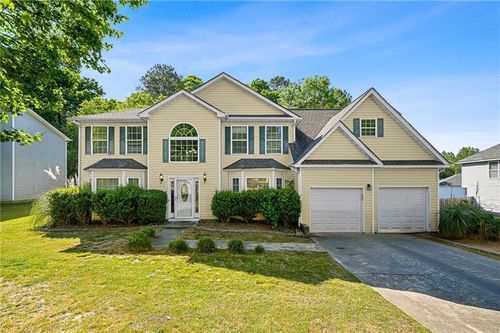 7531 Petal Pl, Fairburn, GA, 30213-1974 | Card Image