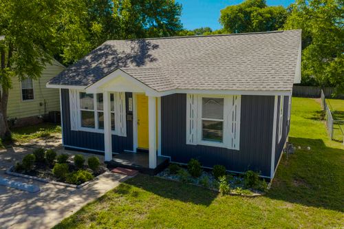 524 W Cross St, Benton, AR, 72015-3626 | Card Image