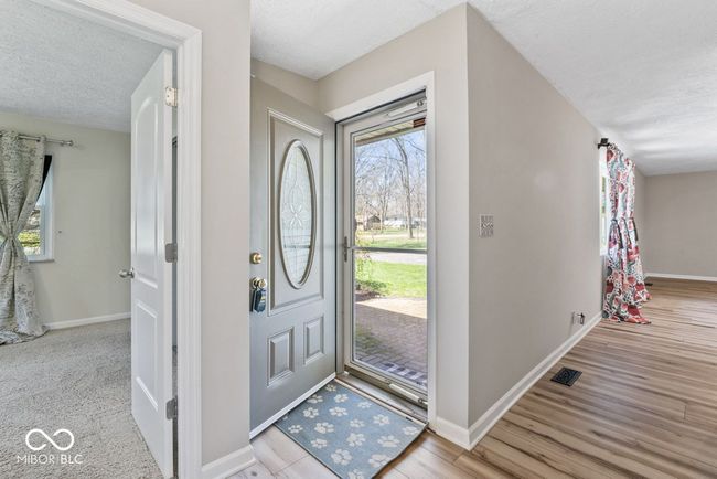 10129 Guilford Ave, House other with 3 bedrooms, 2 bathrooms and null parking in Carmel IN | Image 5