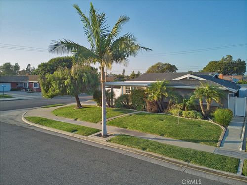6091 Dundee Dr, Huntington Beach, CA, 92647 | Card Image