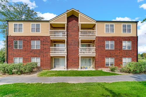 211-213 Glengarry Dr, Bloomingdale, IL, 60108-2334 | Card Image