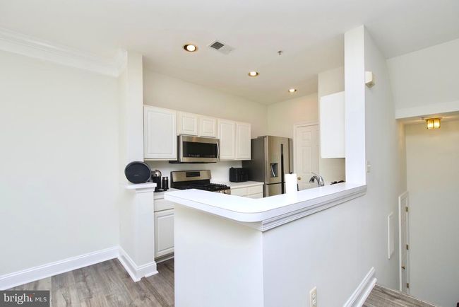 12 - 21150 Domain Ter, Townhouse with 2 bedrooms, 2 bathrooms and null parking in STERLING VA | Image 10