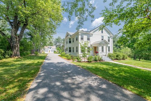 212 Taconic Rd, Manchester, VT, 05254-4161 | Card Image