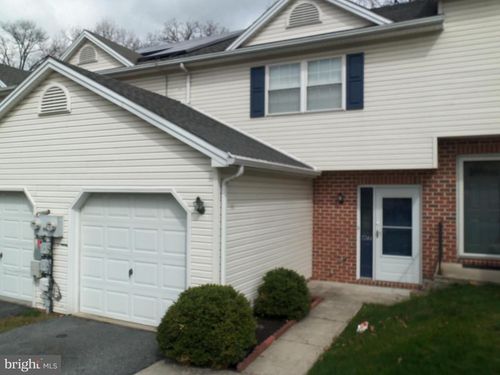 7244 Huntingdon St, HARRISBURG, PA, 17111-5276 | Card Image