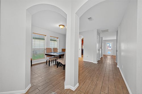 15826 Lost Anchor Way Ln, Houston, TX, 77044-5582 | Card Image