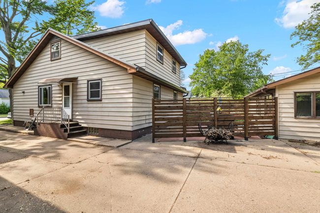 425 3 Rd St, House other with 4 bedrooms, 2 bathrooms and null parking in Stevens Point WI | Image 41