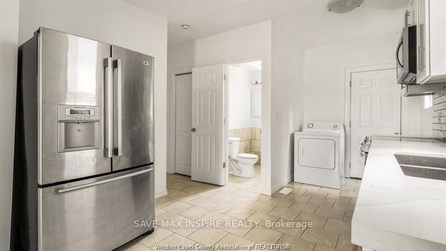 760 Aylmer Ave, House other with 4 bedrooms, 2 bathrooms and 2 parking in Windsor ON | Image 11