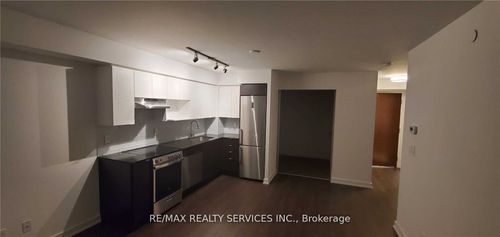 906-120 Varna Dr, North York, ON, M6A0B3 | Card Image