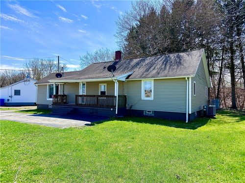 720 Overlook Dr, Hillsville, PA, 16132-1024 | Card Image