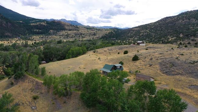 Yellowstone Cabin westerly view | Image 18