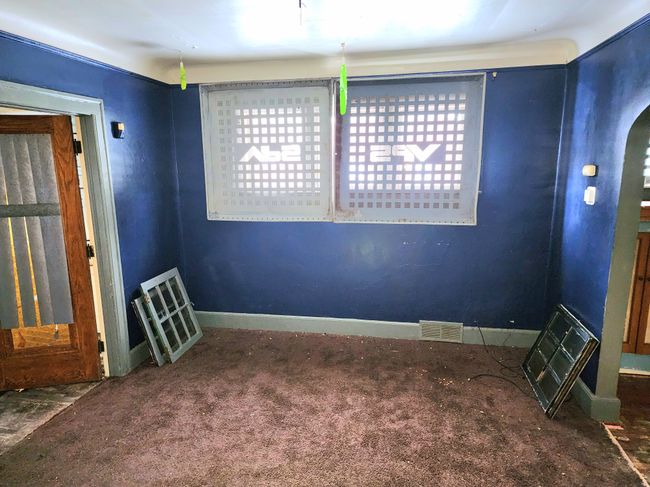 5953 Lakeview St, House other with 3 bedrooms, 2 bathrooms and null parking in Detroit MI | Image 11