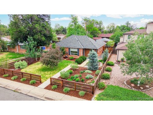 2940 Krameria St, Denver, CO, 80207-2831 | Card Image