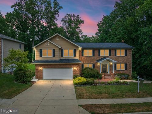 365 Berkshire Dr, Riva, MD, 21140-1433 | Card Image