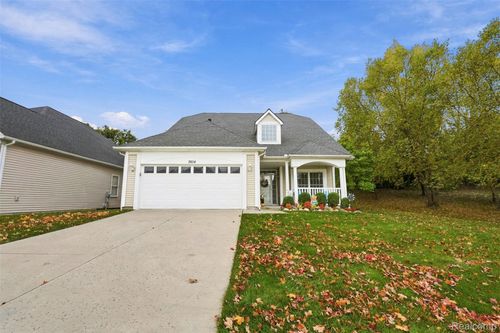 3604 Camden Ct, Auburn Hills, MI, 48326-1885 | Card Image