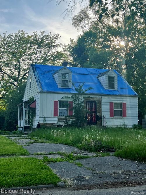 2407 Kellar Ave, Flint, MI, 48504-7102 | Card Image