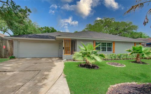 4522 Willowbend Blvd, Houston, TX, 77035-3728 | Card Image