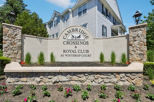 22 Devonshire Dr, Clifton, NJ, 07013-2661 | Card Image
