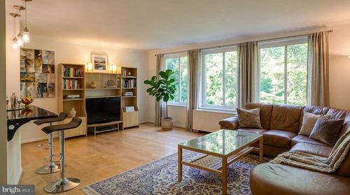 306-3033 New Mexico Ave Nw, WASHINGTON, DC, 20016-3542 | Card Image