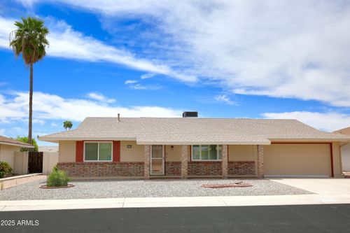 10319 W Floriade Dr, Sun City, AZ, 85351-2230 | Card Image
