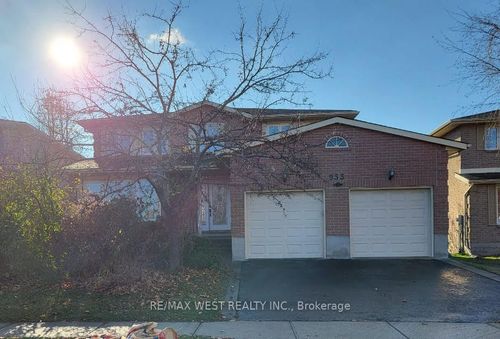 953 Lancaster Dr, Kingston, ON, K7P2A4 | Card Image