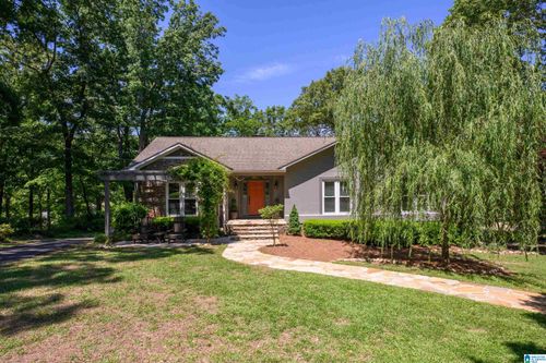 103 Saint Judes Ln, Talladega, AL, 35160-8841 | Card Image