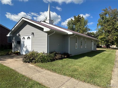 201 W Monroe Ave, Owensville, MO, 65066-1513 | Card Image