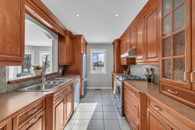 248 Levis St, House other with 4 bedrooms, 3 bathrooms and 6 parking in Bourget ON | Image 9