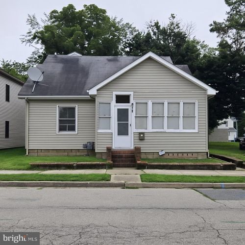 317 N New St, DOVER, DE, 19904-3030 | Card Image