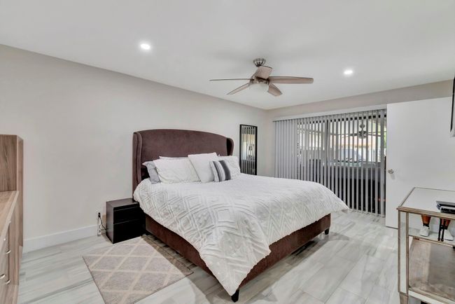 25-B - 8051 Ambach Way, Home with 2 bedrooms, 2 bathrooms and null parking in Hypoluxo FL | Image 20