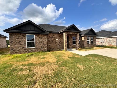 514 Sweet Pea Ln, Madill, OK, 73446-3645 | Card Image