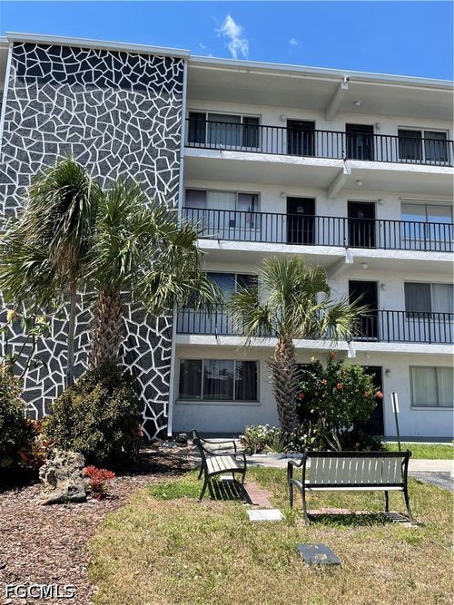 apt-313-4906 Victoria Dr, CAPE CORAL, FL, 33904-9532 | Card Image