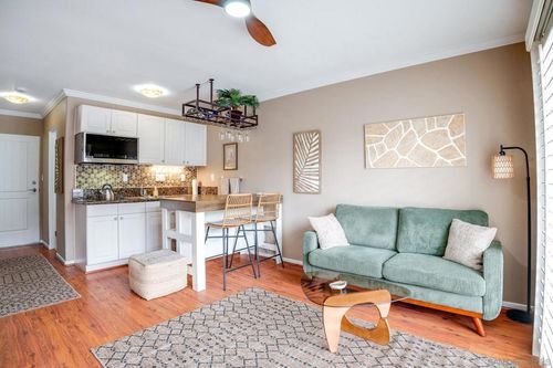 130-1021 Scott St, San Diego, CA, 92106-3079 | Card Image