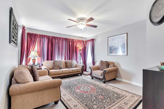 37 Everwillow Park Sw, Home with 4 bedrooms, 3 bathrooms and 4 parking in Calgary AB | Image 30
