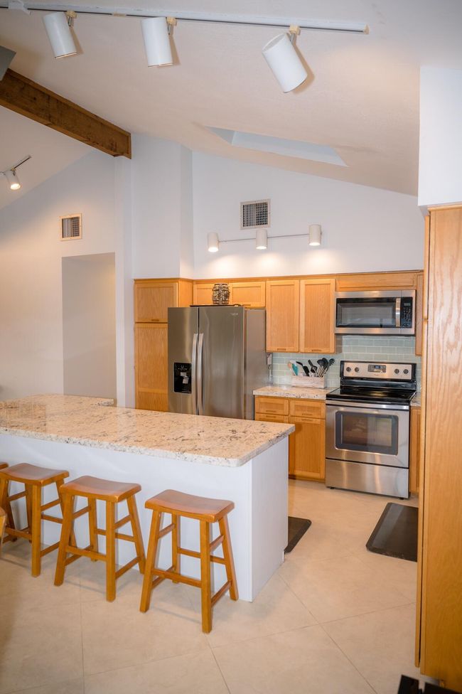 Kitchen 231204_Layton House CJ-161 | Image 23
