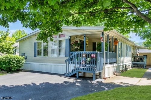 7 Post Rd, Belvidere, NJ, 07823-2845 | Card Image