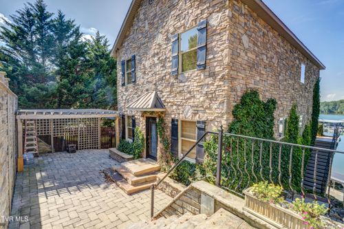 667 Rockingham Rd, Gray, TN, 37615-2982 | Card Image