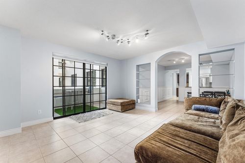 apt-308-233 S Federal Hwy, Boca Raton, FL, 33432-4940 | Card Image