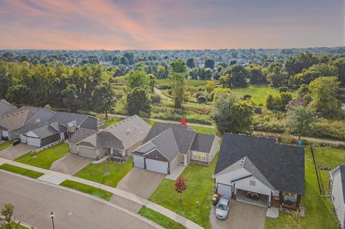 273 15th St, Farmington, MN, 55024-1813 | Card Image