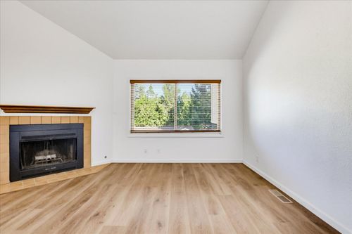 311 Bridge Way, Nevada City, CA, 95959-3034 | Card Image