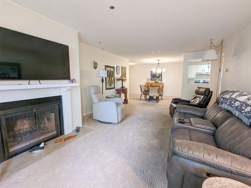 309-1560 Hillside Ave, Victoria, BC, V8T5B8 | Card Image