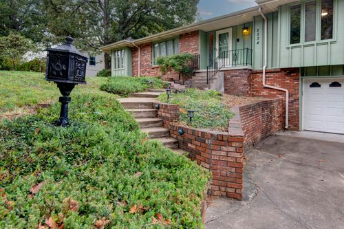 2534 W Grayrock St, Springfield, MO, 65810-2165 | Card Image