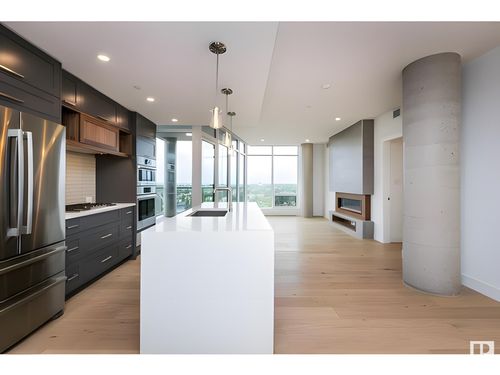 14105 W Block Dr Nw, Edmonton, AB, T5N1L5 | Card Image